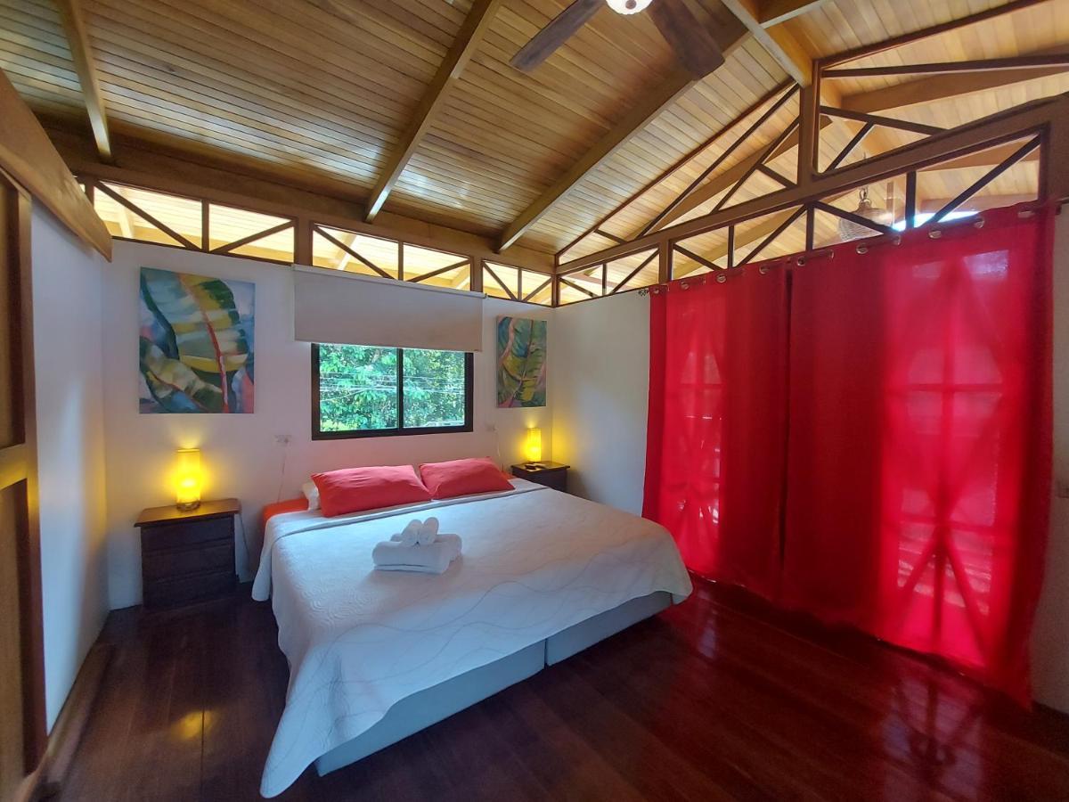 Ibiza Tropical Beach Villas Uvita Kültér fotó